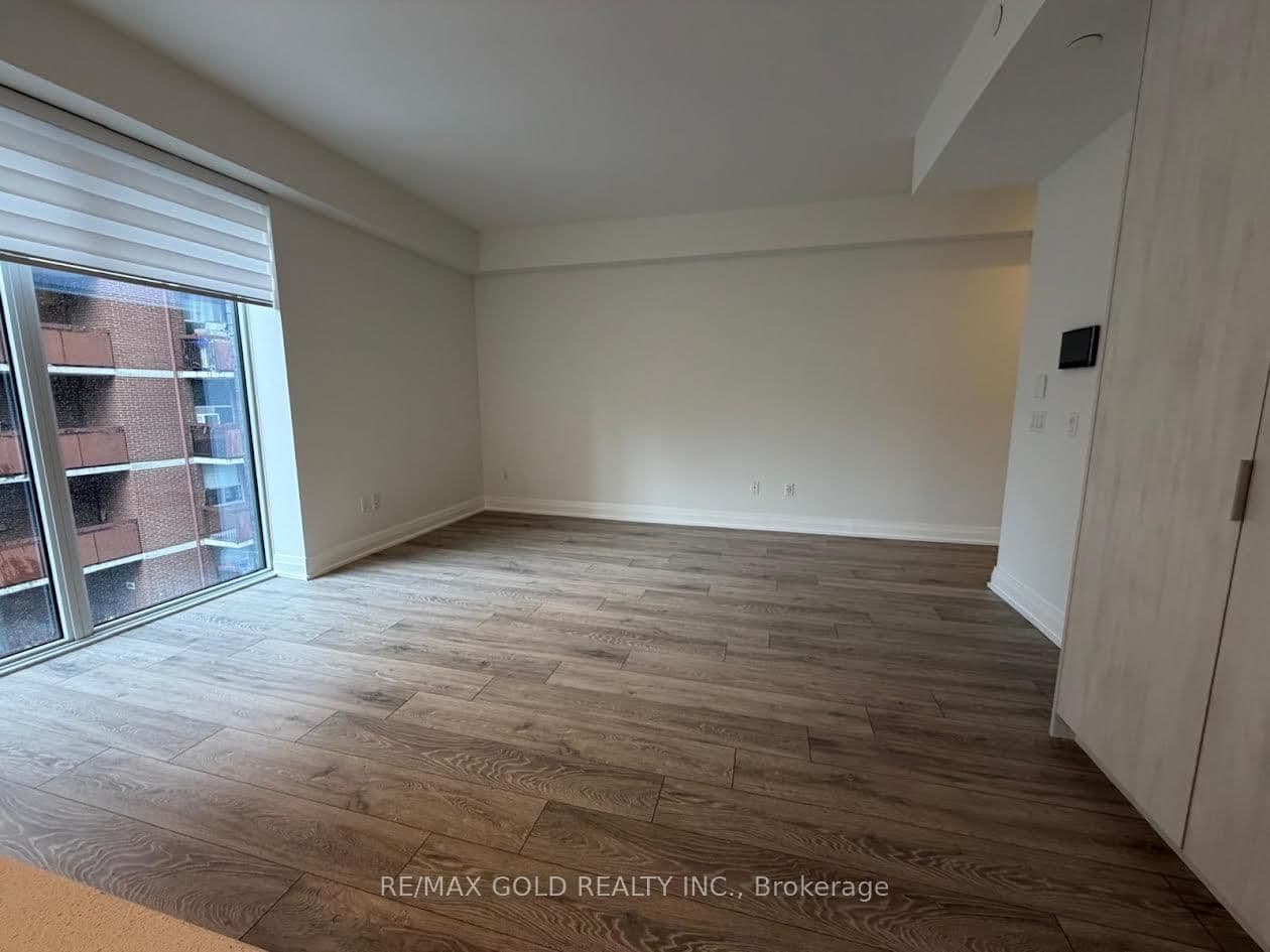 21 Park Street E, Unit 318 thumbnail 8