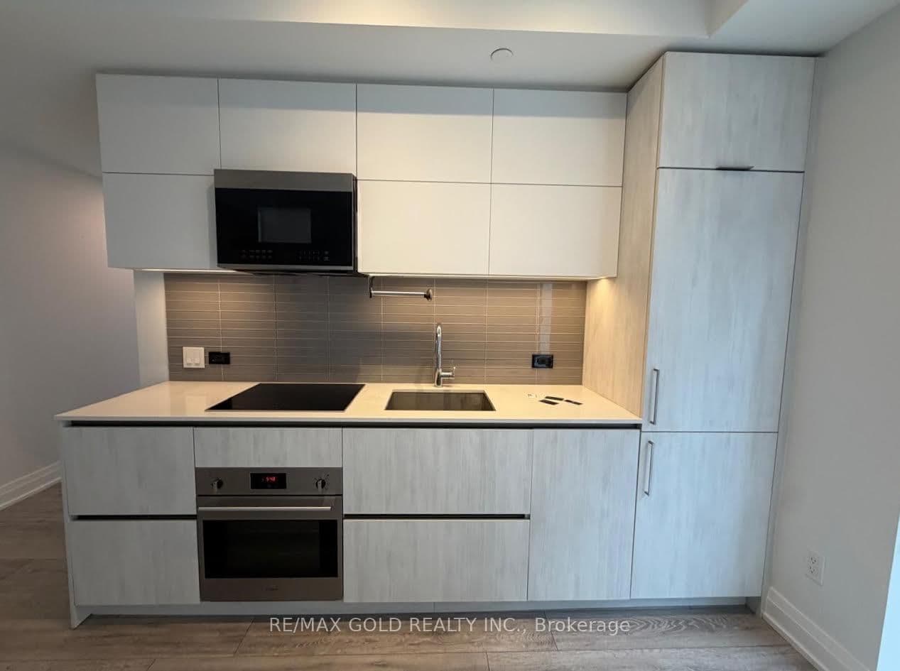 21 Park Street E, Unit 318 thumbnail 9