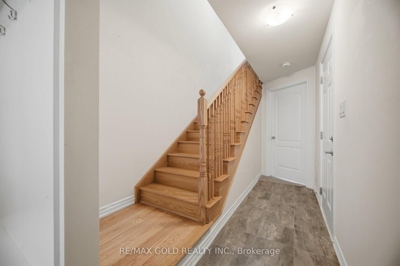 9 Arcola Street thumbnail 8