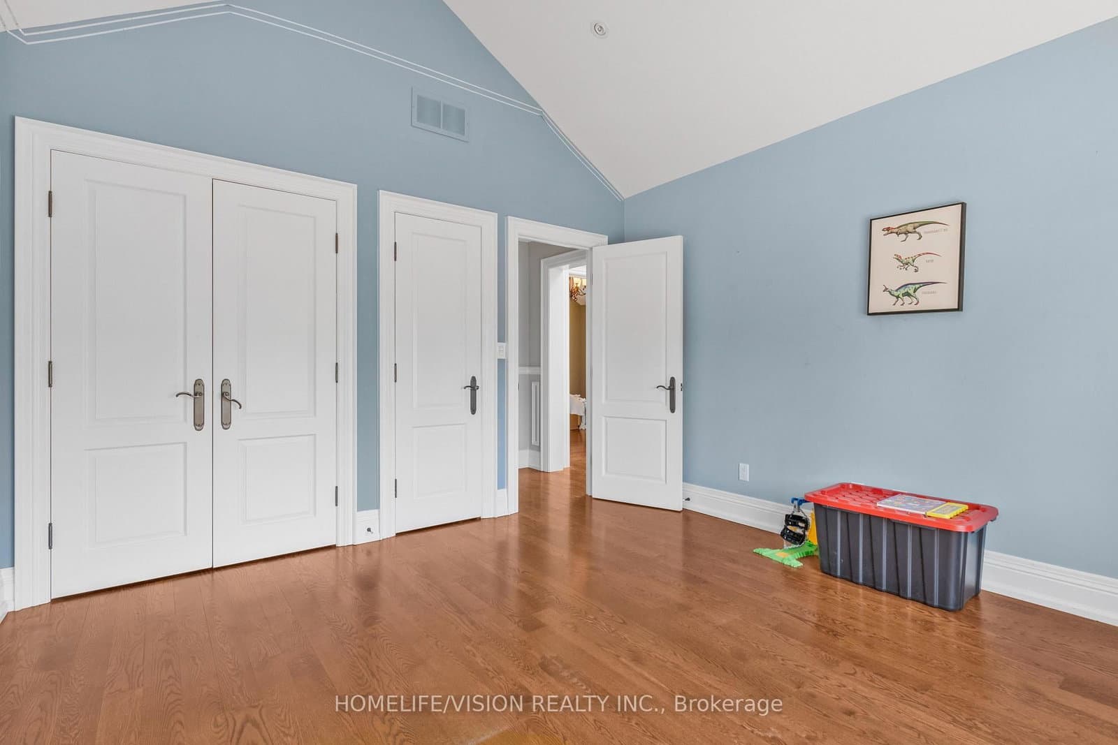 80 North Heights Road thumbnail 39