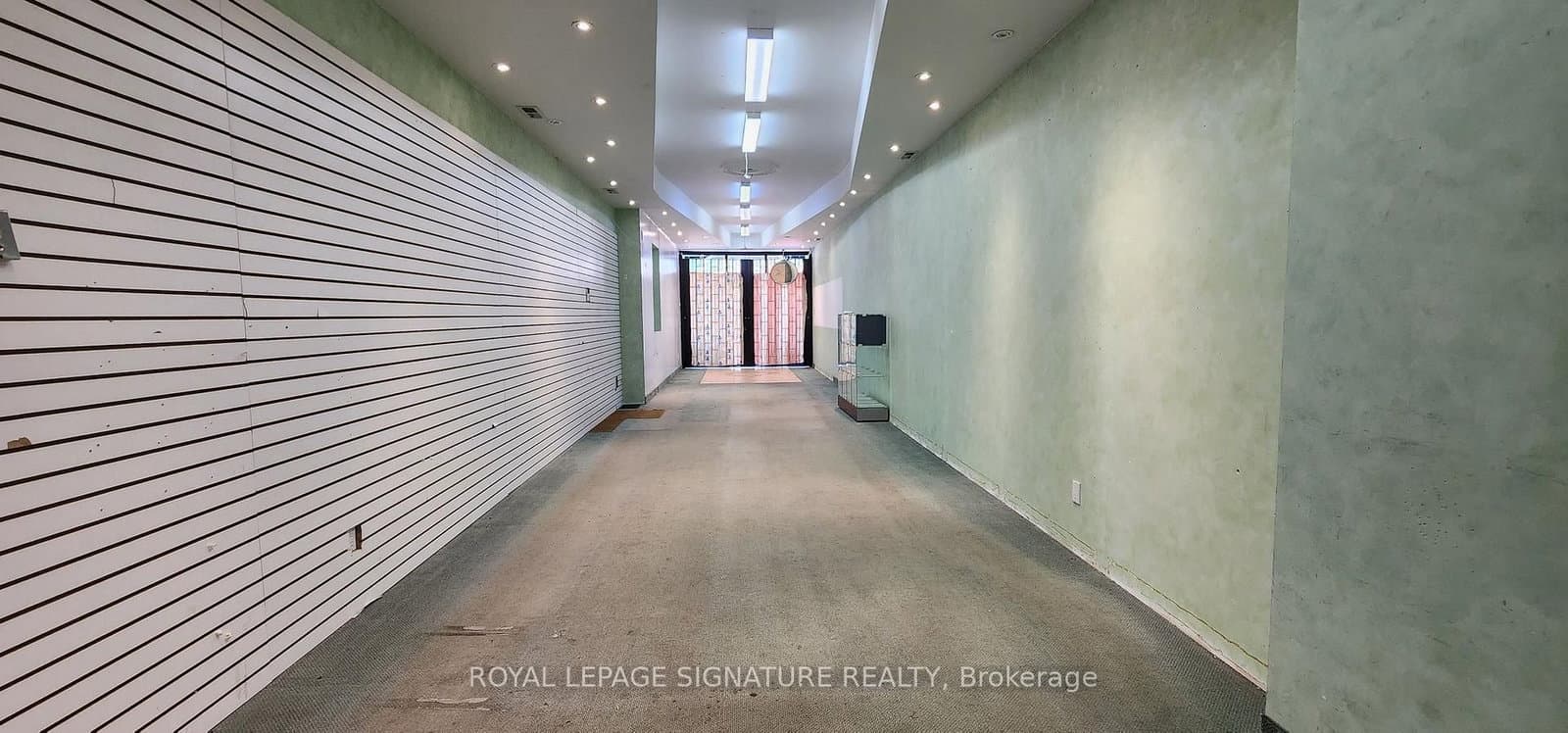 1285A St. Clair Avenue thumbnail 3
