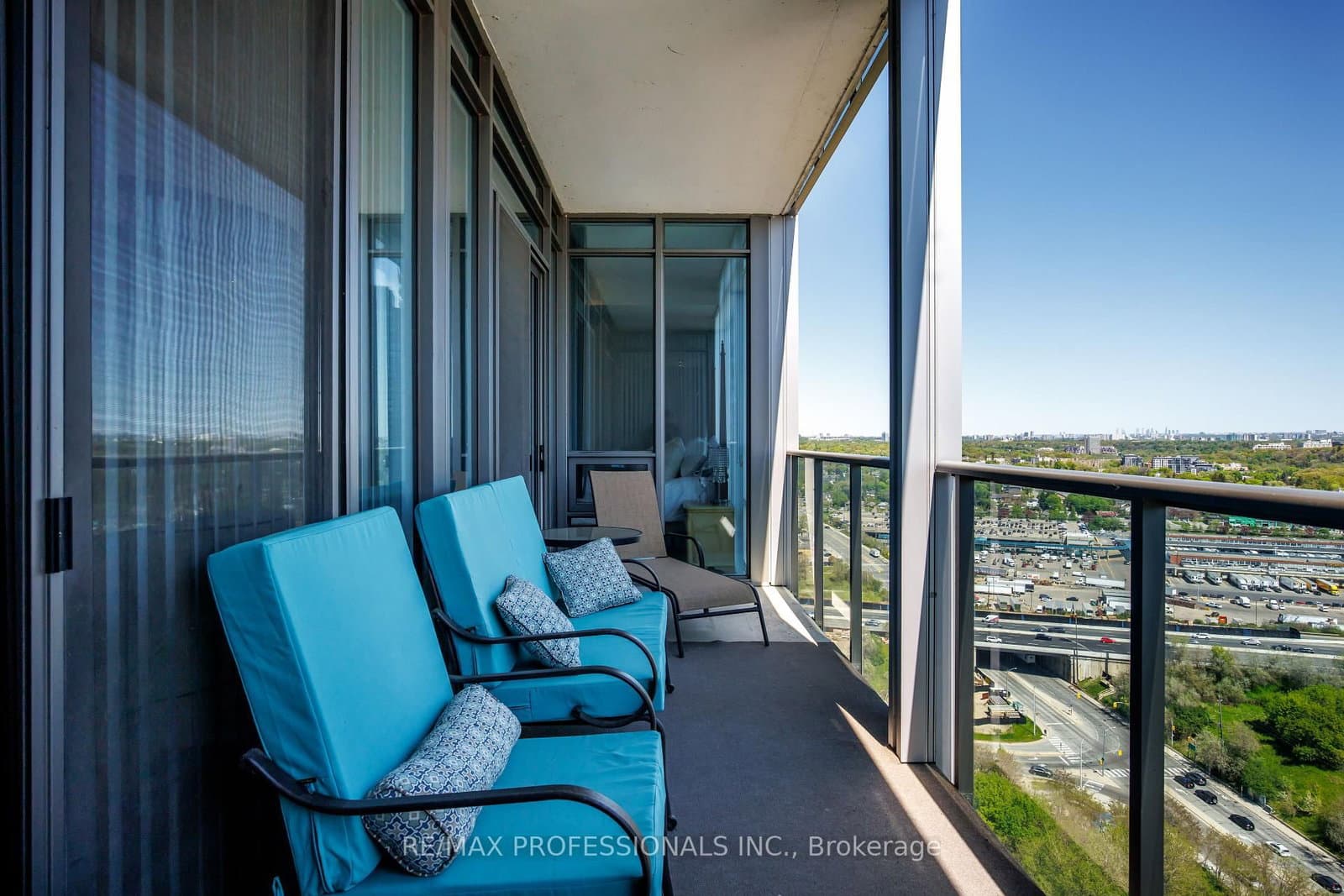 88 Park Lawn Road, Unit LPH2906 thumbnail 19