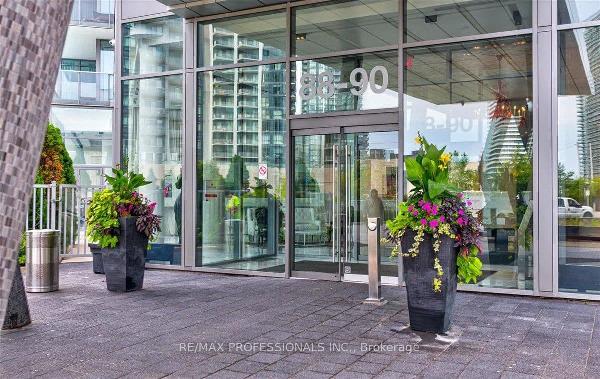 88 Park Lawn Road, Unit LPH2906 thumbnail 28