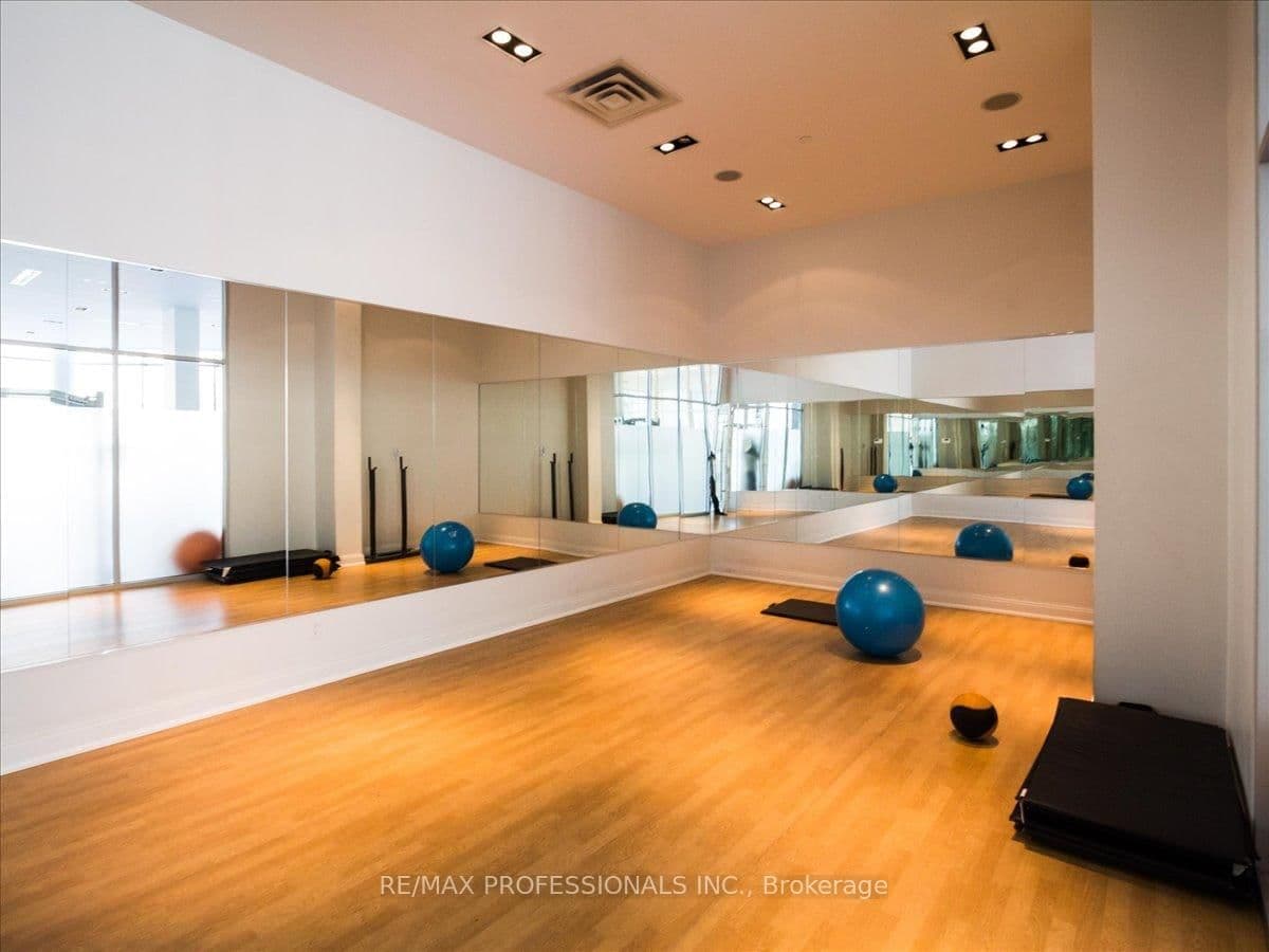 88 Park Lawn Road, Unit LPH2906 thumbnail 42