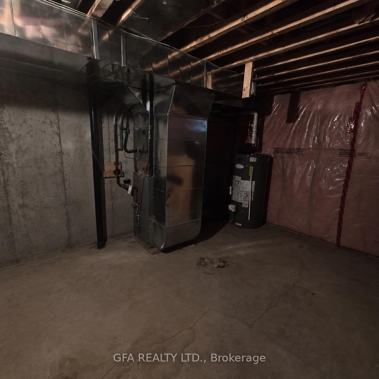 2600 GLENGARRY Road, Unit 9 thumbnail 14