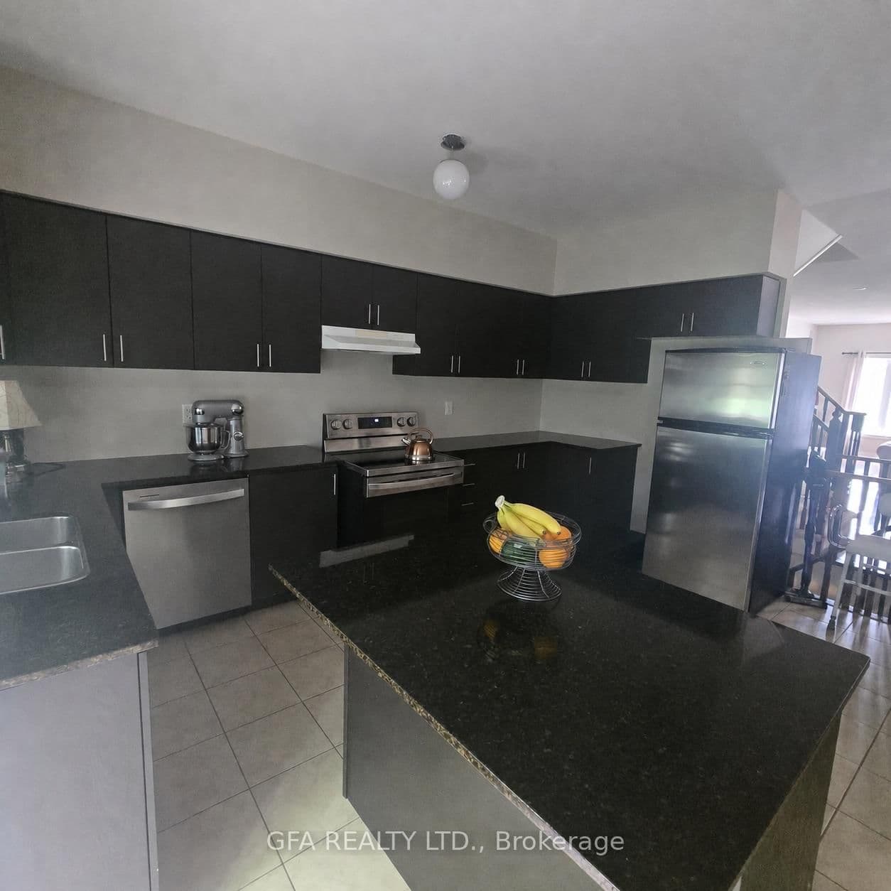 2600 GLENGARRY Road, Unit 9 thumbnail 5