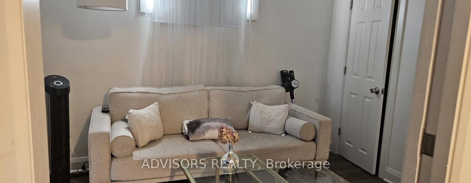 3717 Lakeshore Boulevard W, Unit 5 thumbnail 6