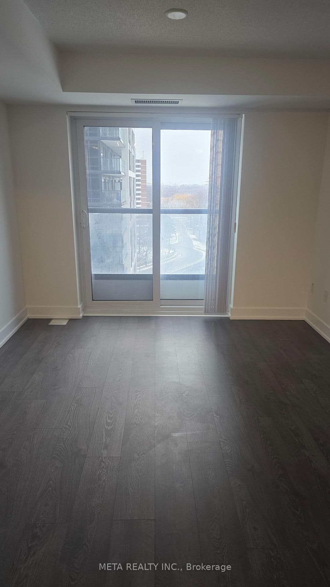 7 Mabelle Avenue, Unit 707 thumbnail 16