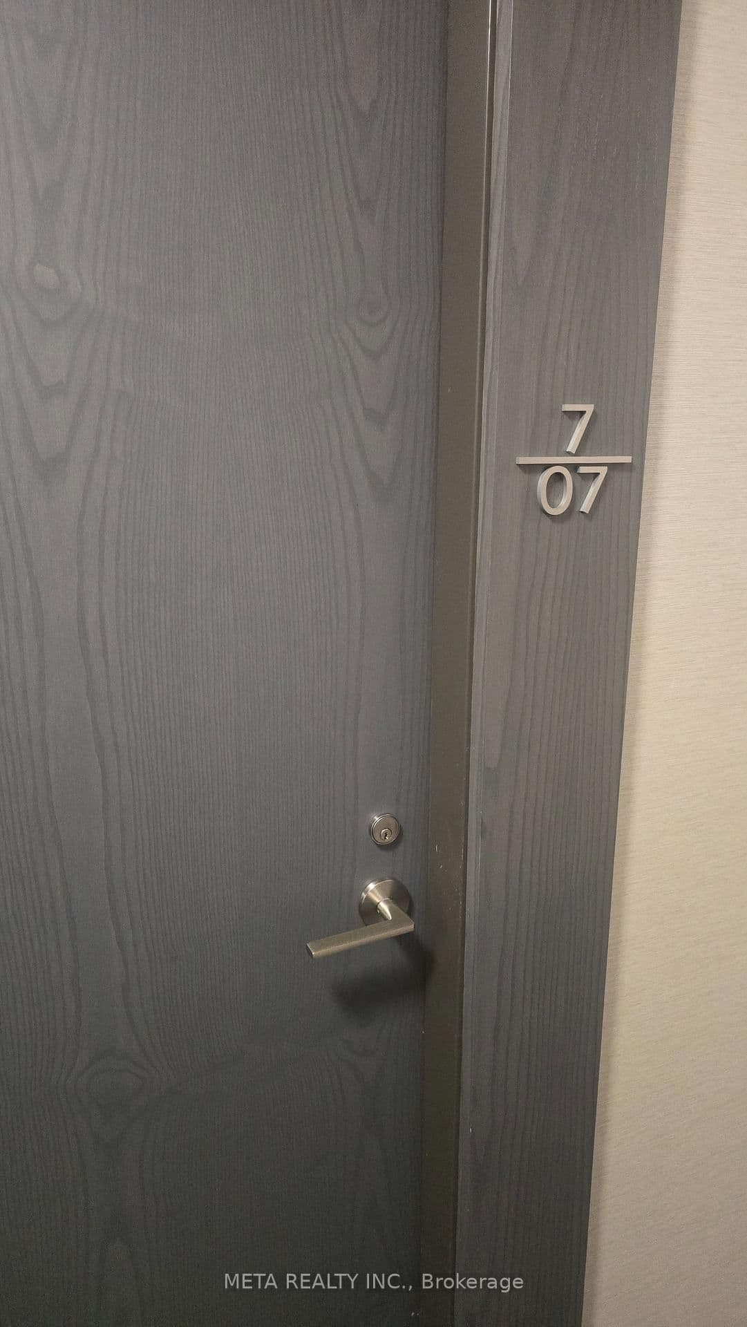 7 Mabelle Avenue, Unit 707 thumbnail 8