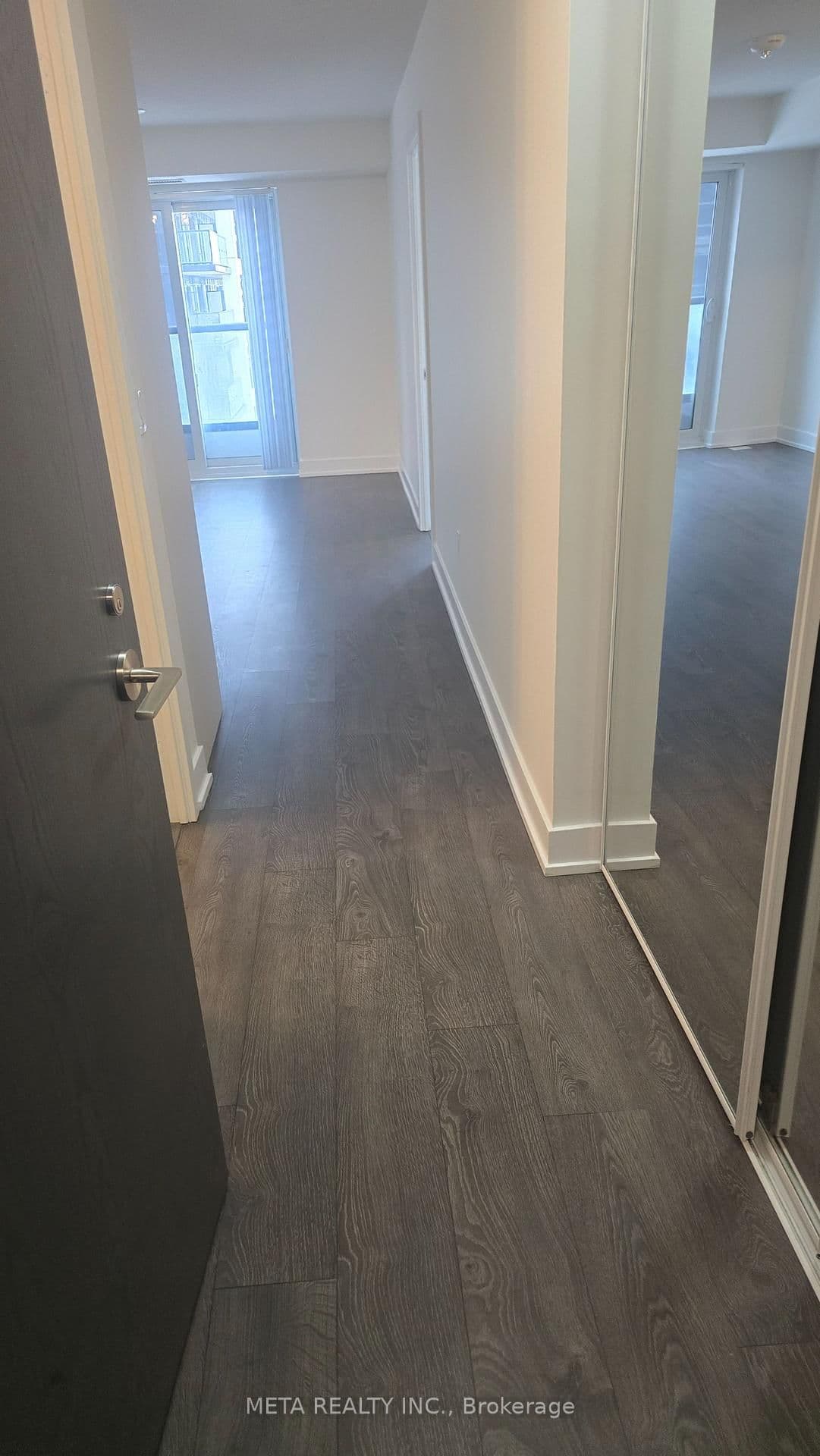 7 Mabelle Avenue, Unit 707 thumbnail 9