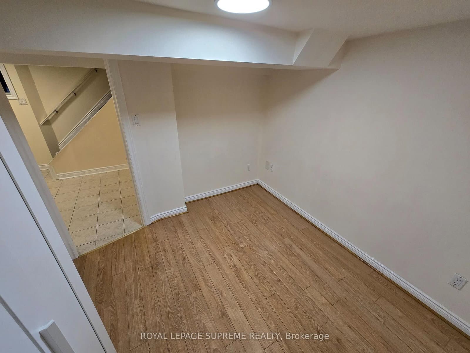 20 Edna Avenue, Unit Lower Level thumbnail 18