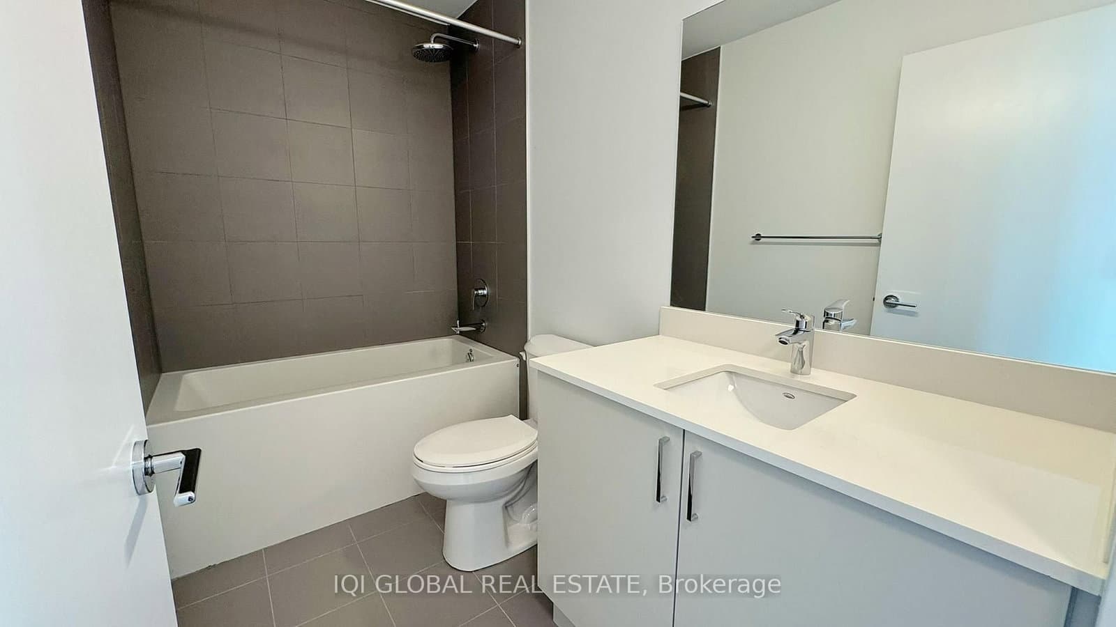 1005 Dundas Street E, Unit 556 thumbnail 8