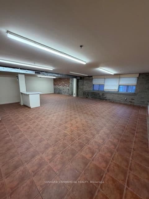 5 Adrian Avenue, Unit 114 - Image 1