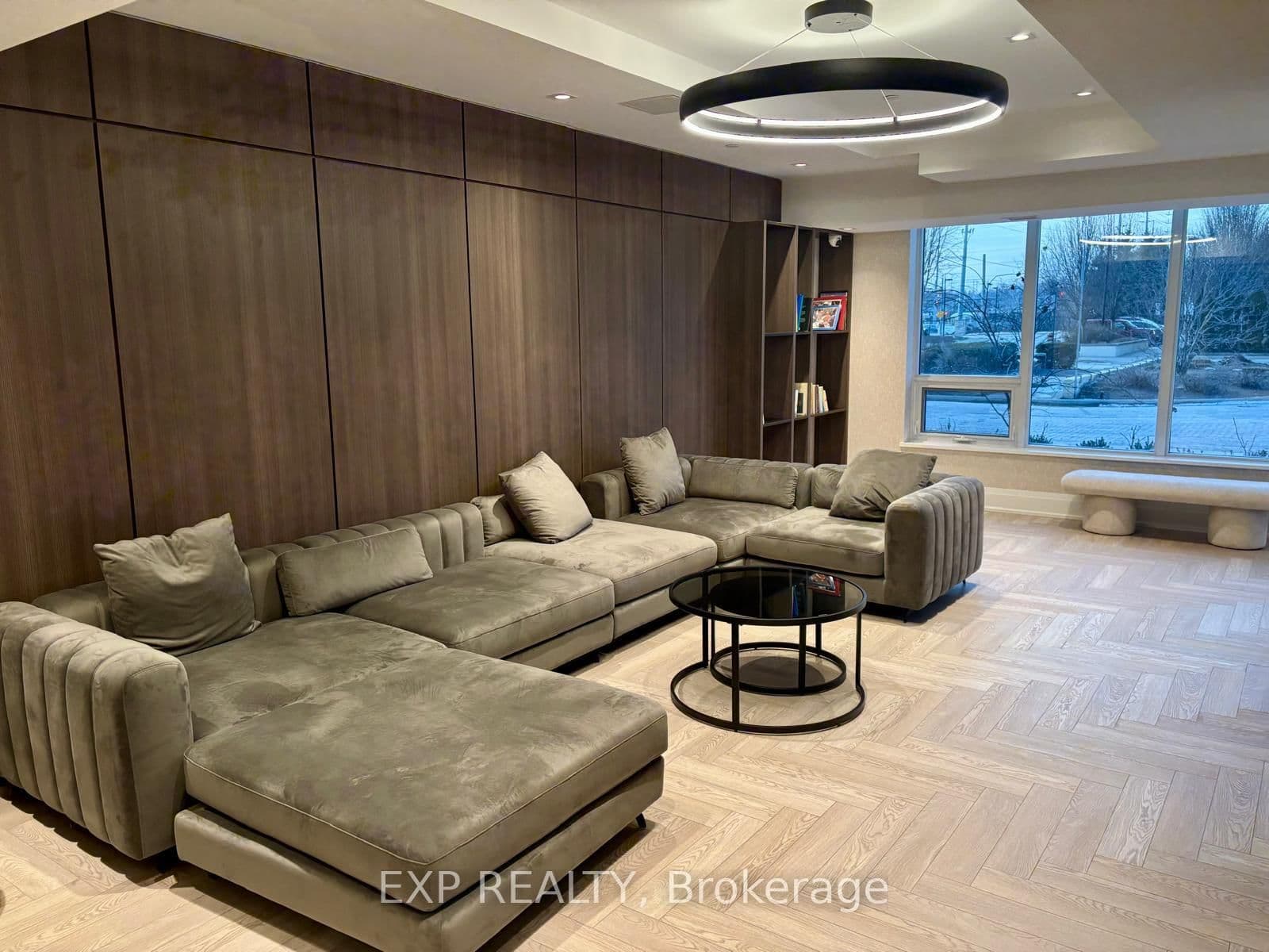 1035 Southdown Road, Unit 1605 thumbnail 36