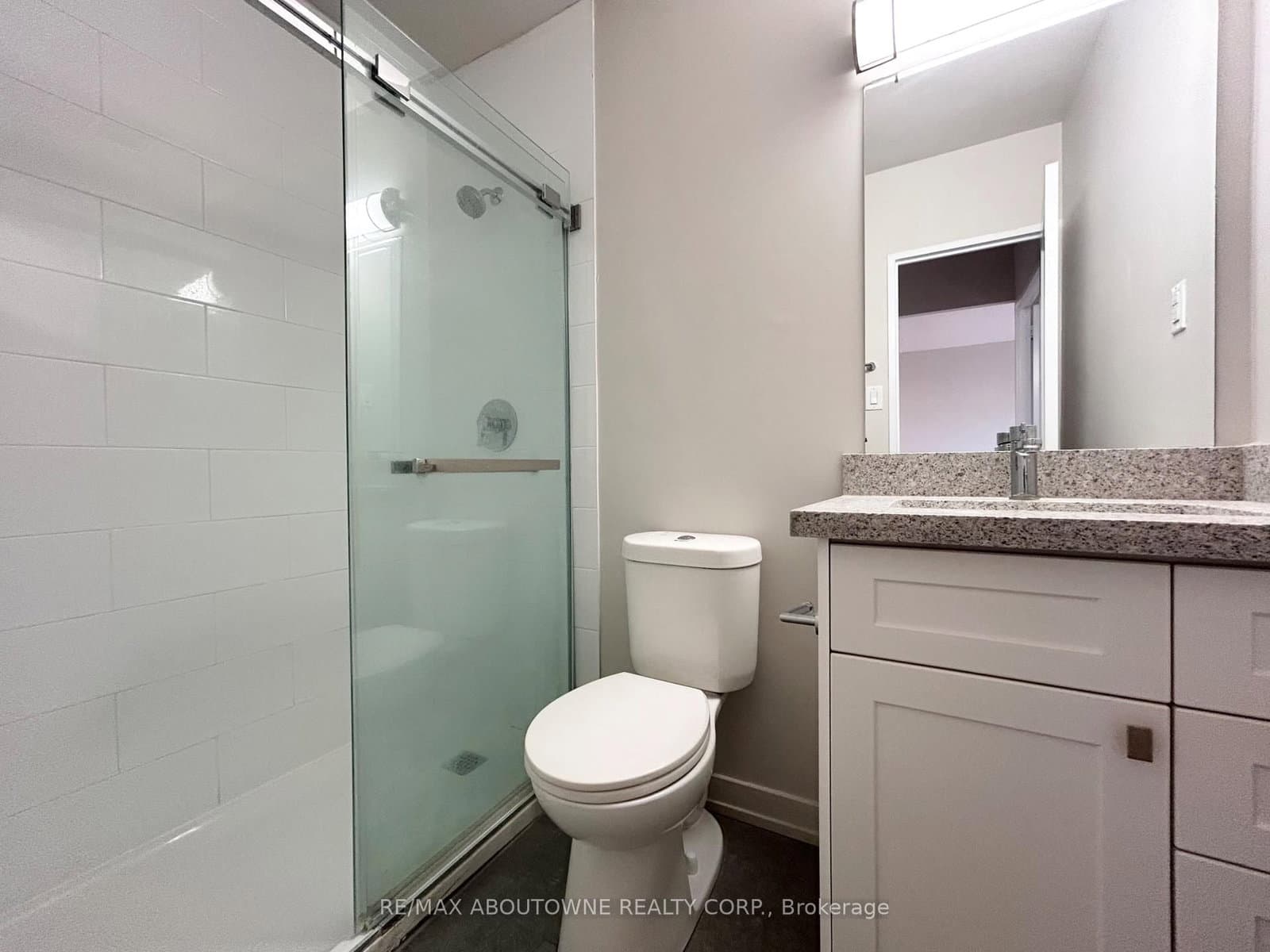 101 Millside Drive, Unit 607 thumbnail 10