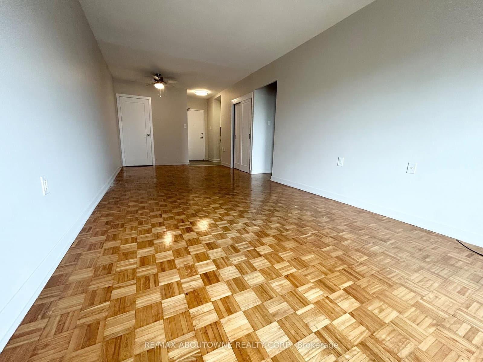 101 Millside Drive, Unit 607 thumbnail 8