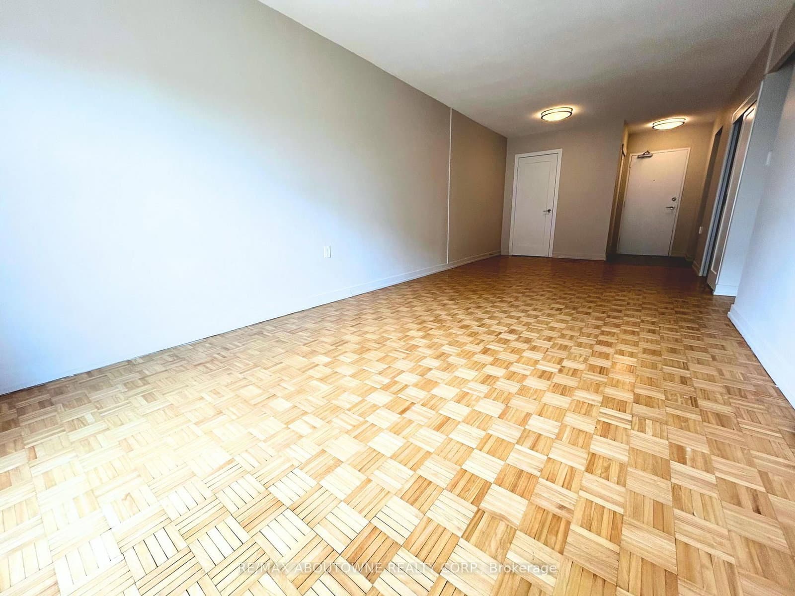 101 Millside Drive, Unit 1008 thumbnail 9