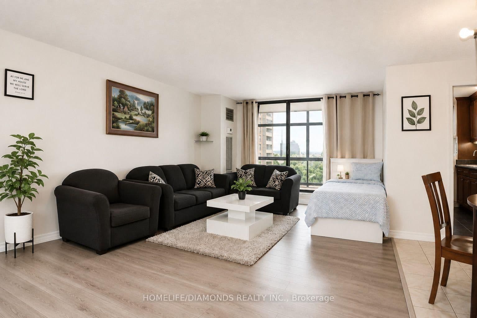 18 Knightsbridge Road, Unit 1411 thumbnail 3