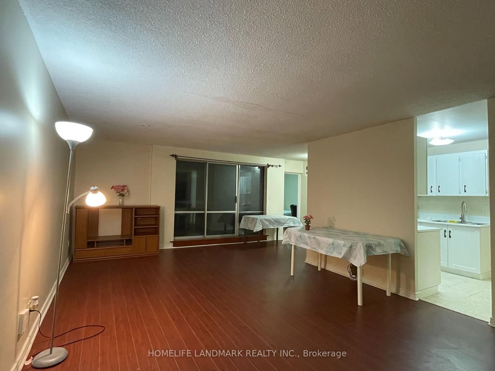 3025 the credit woodlands, Unit 307 thumbnail 3