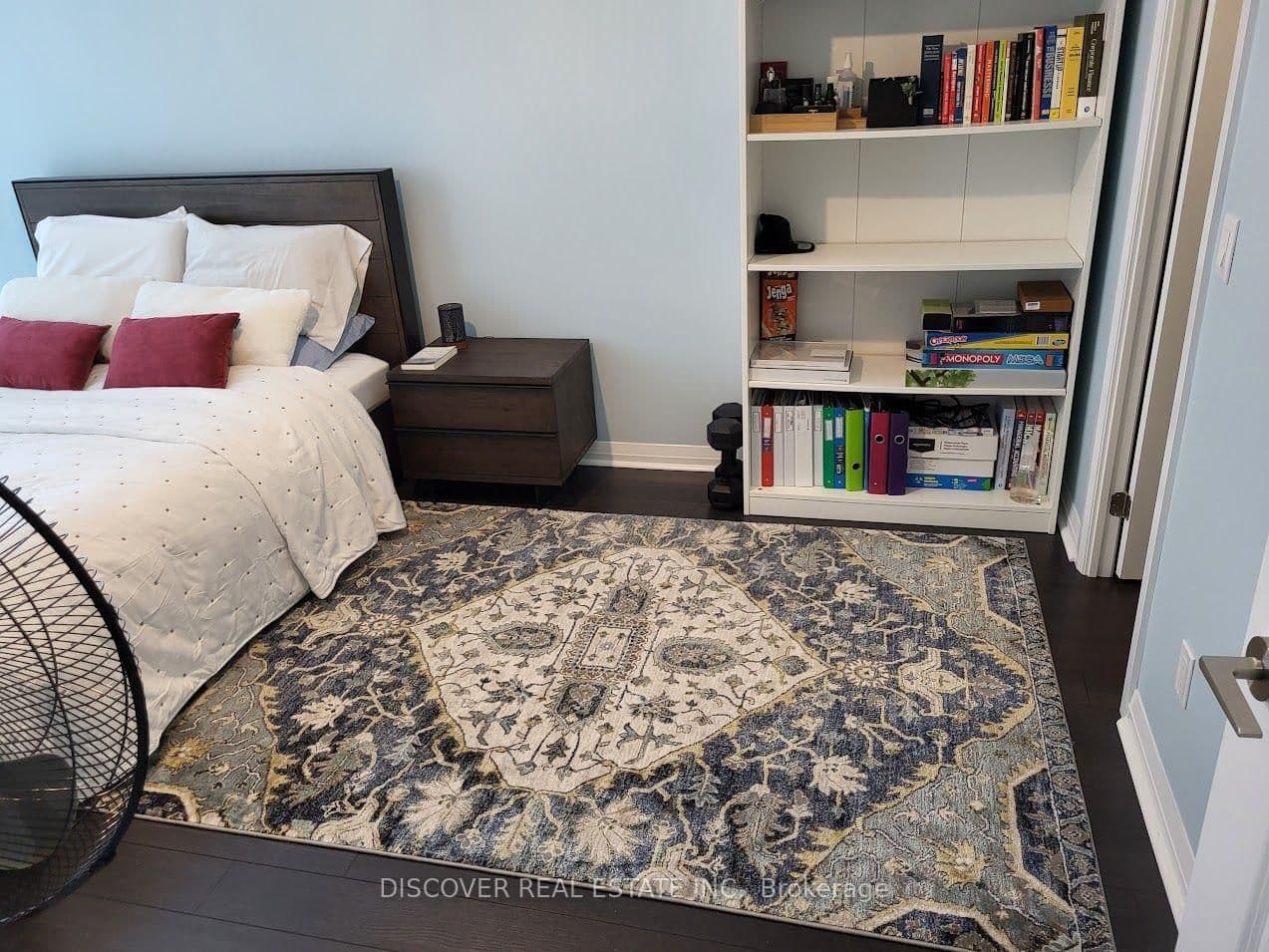 55 Eglinton Avenue W, Unit 2402 thumbnail 12