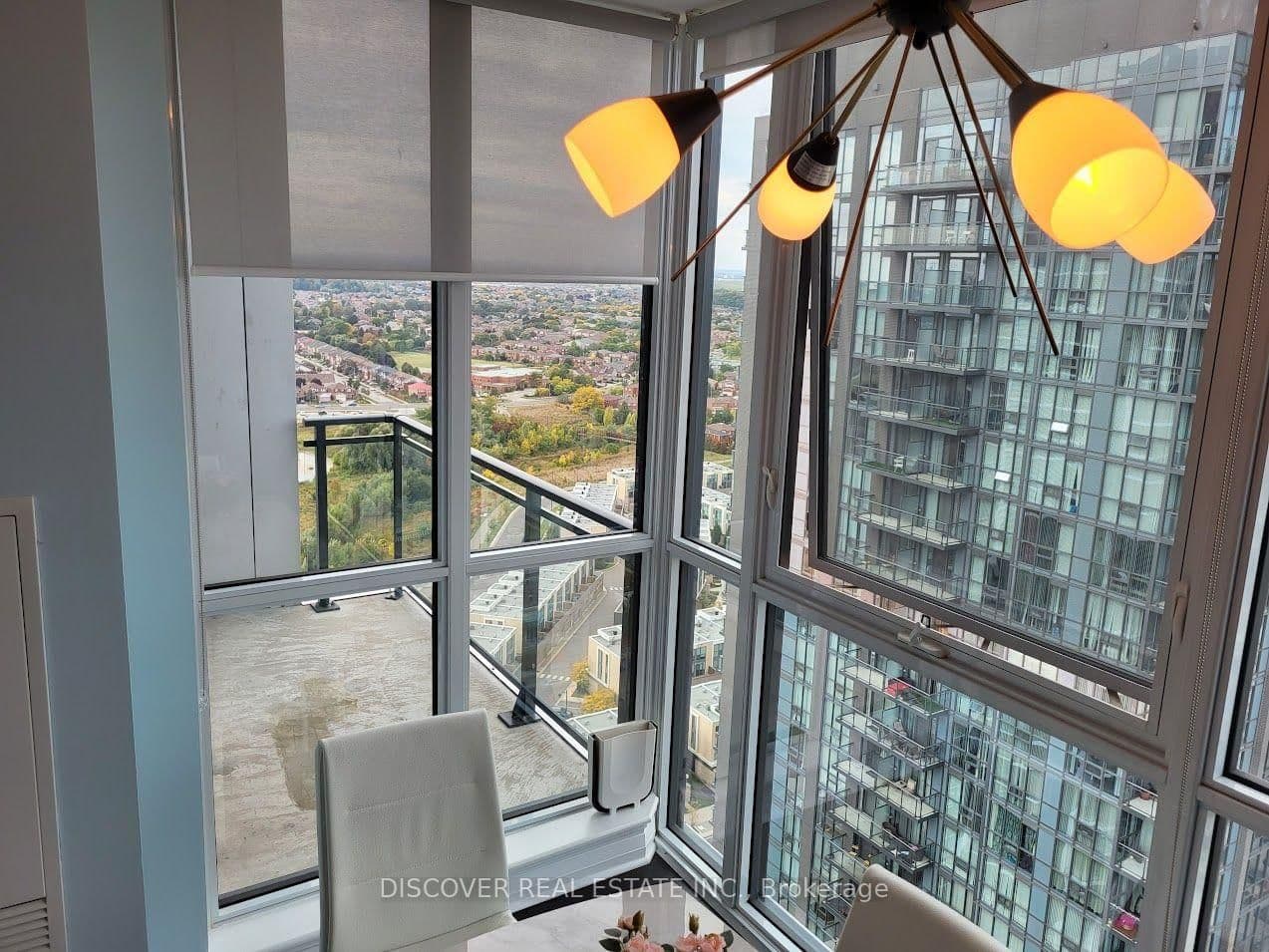 55 Eglinton Avenue W, Unit 2402 thumbnail 16