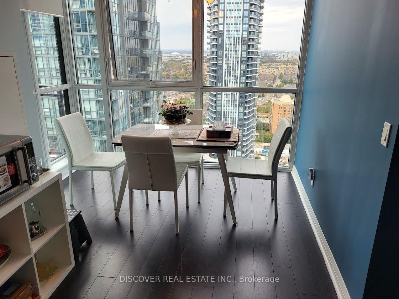 55 Eglinton Avenue W, Unit 2402 thumbnail 18