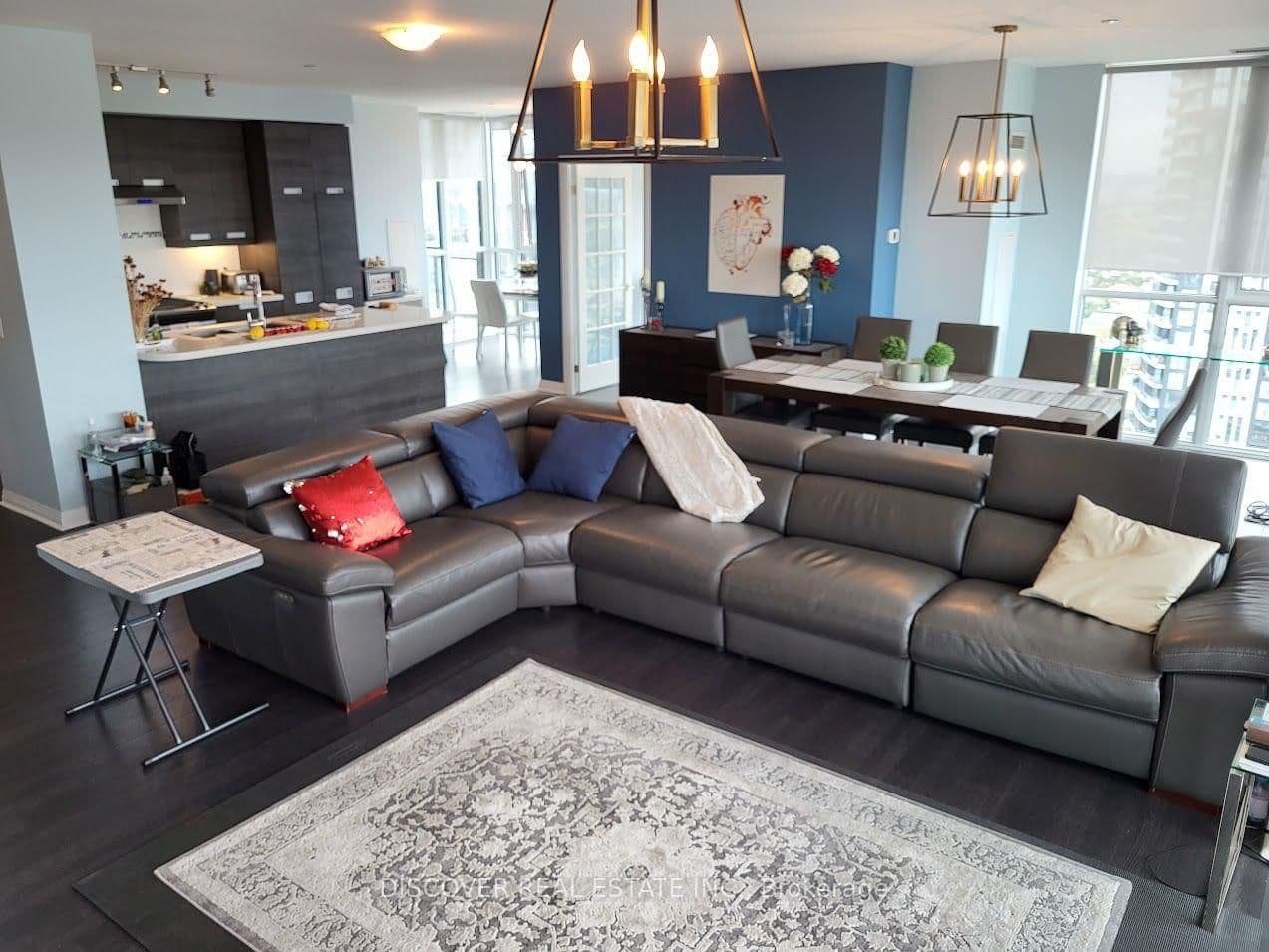 55 Eglinton Avenue W, Unit 2402 thumbnail 32
