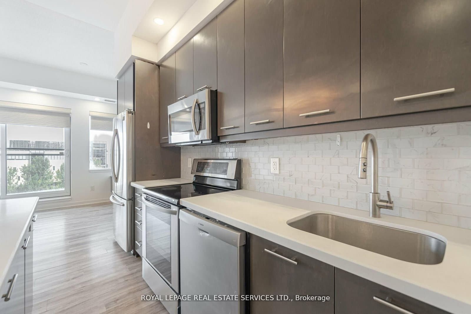 360 Square One Drive, Unit 602 thumbnail 14