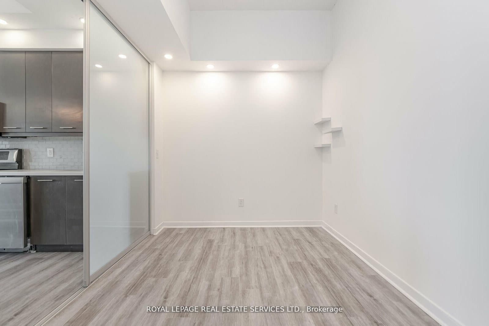 360 Square One Drive, Unit 602 thumbnail 24