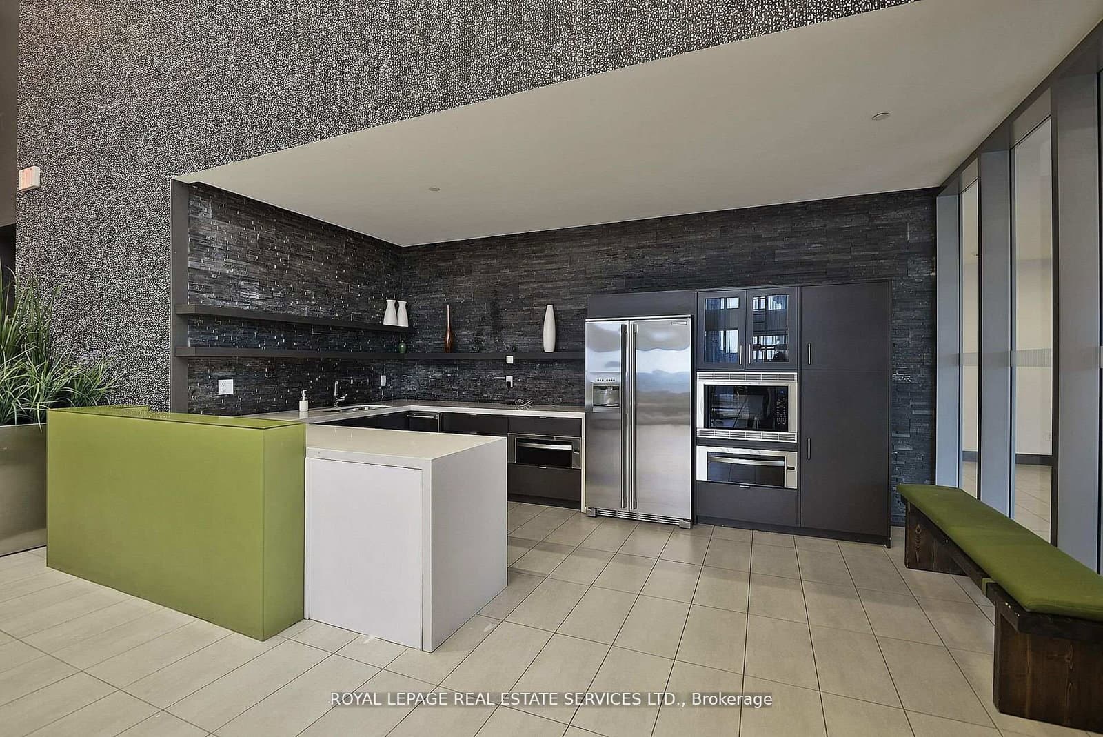 360 Square One Drive, Unit 602 thumbnail 33