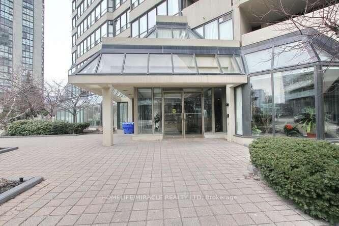 400 Webb Drive, Unit 806 thumbnail 3