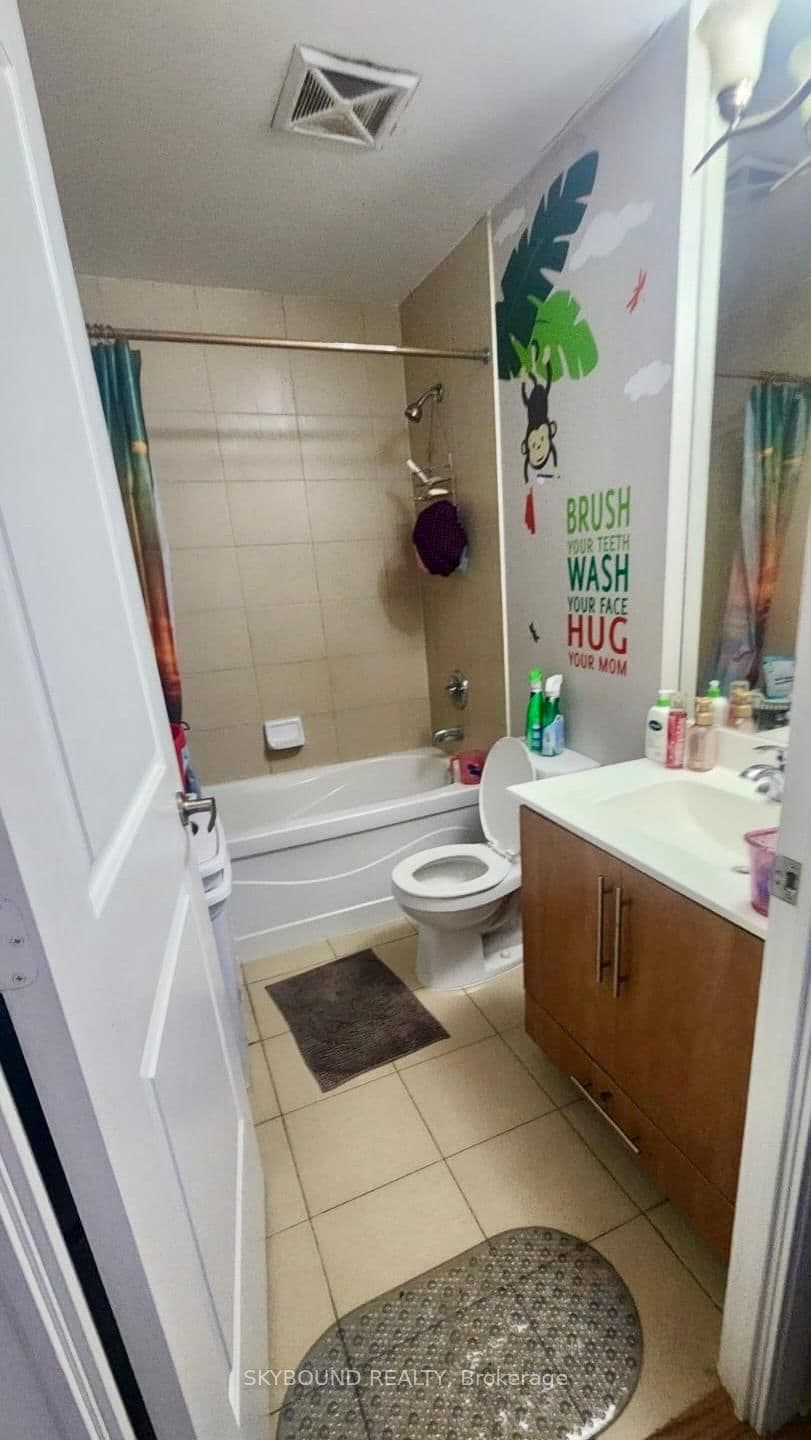 330 Burnhamthorpe Road W, Unit 1404 thumbnail 15