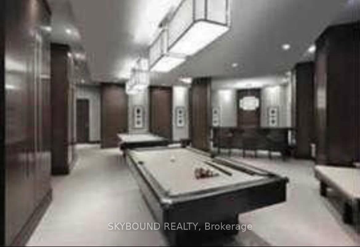330 Burnhamthorpe Road W, Unit 1404 thumbnail 21