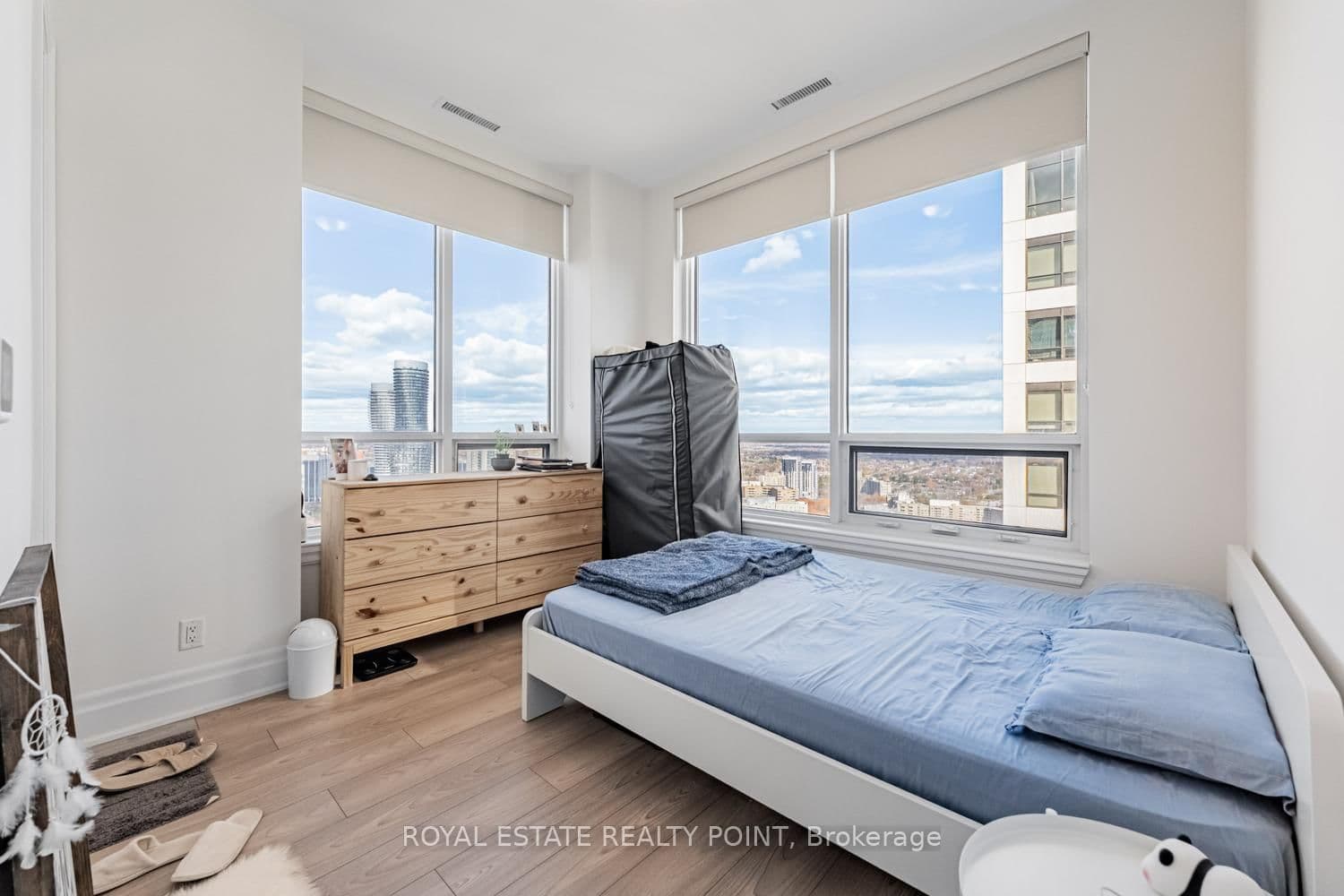 36 Elm Drive W, Unit PH-02 thumbnail 14