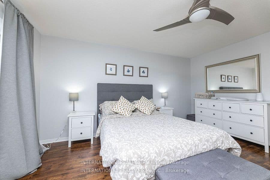 1855 Appleby Line thumbnail 25