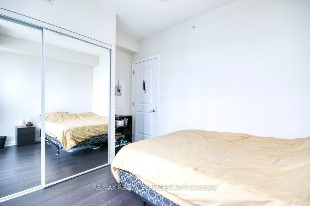 5025 Four Springs Avenue, Unit 1202 thumbnail 19