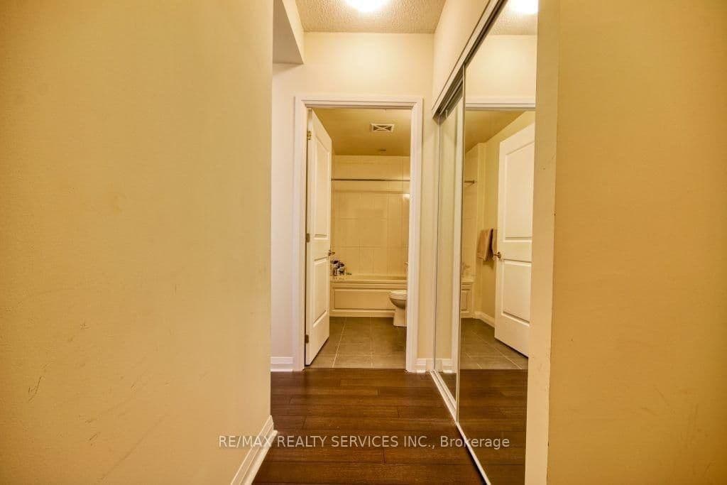 5025 Four Springs Avenue, Unit 1202 thumbnail 4