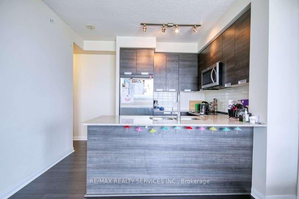 5025 Four Springs Avenue, Unit 1202 thumbnail 8