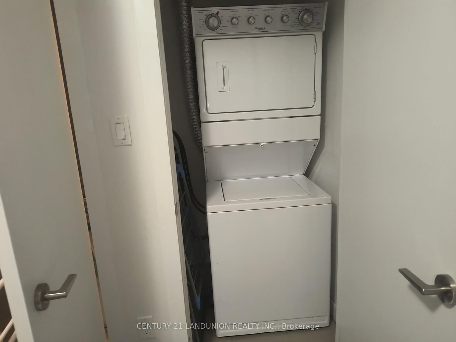 2063 Weston Road, Unit 14 thumbnail 16