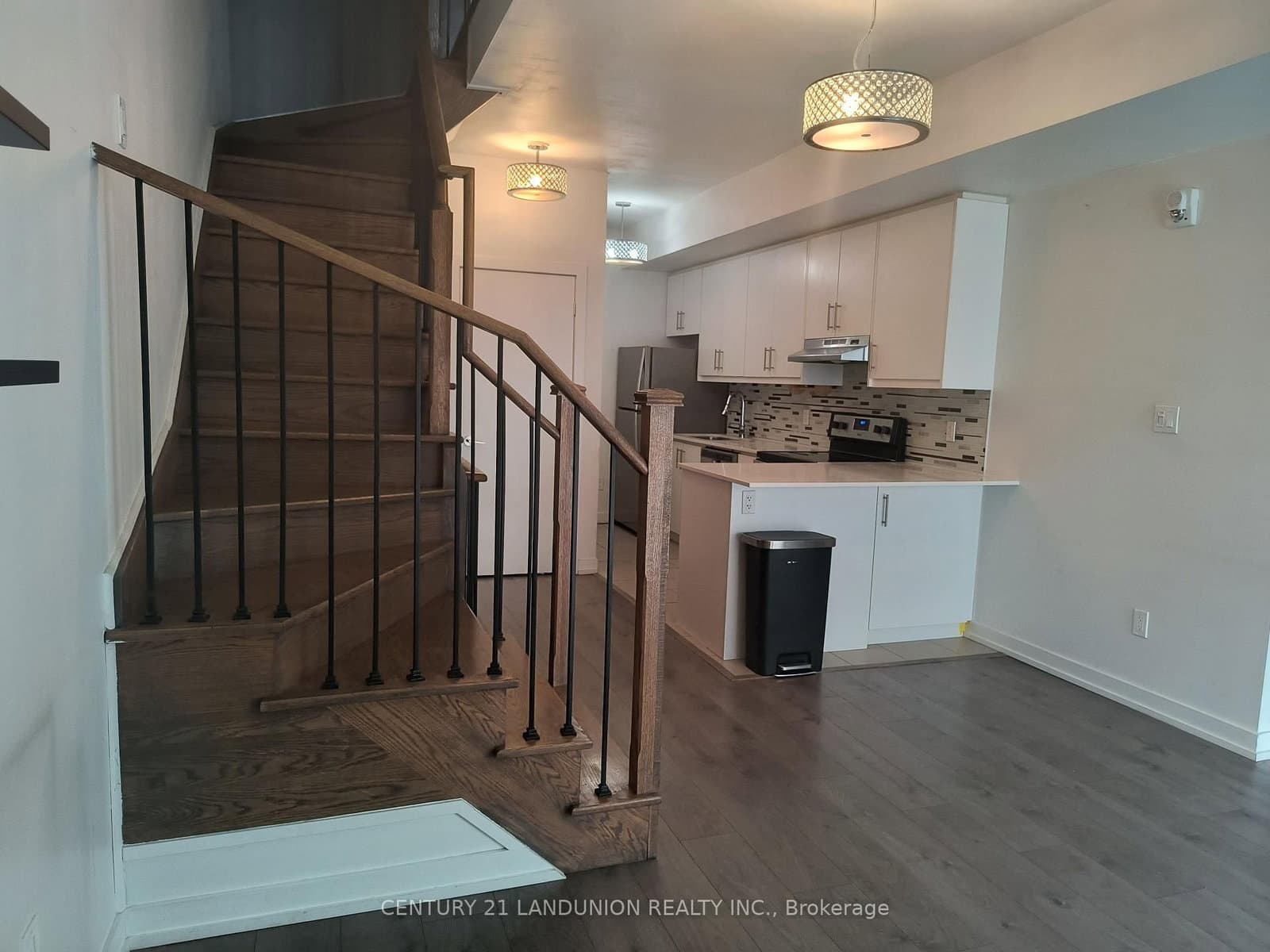 2063 Weston Road, Unit 14 thumbnail 2