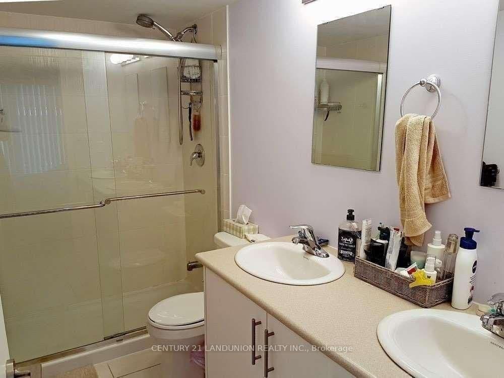 2063 Weston Road, Unit 14 thumbnail 6