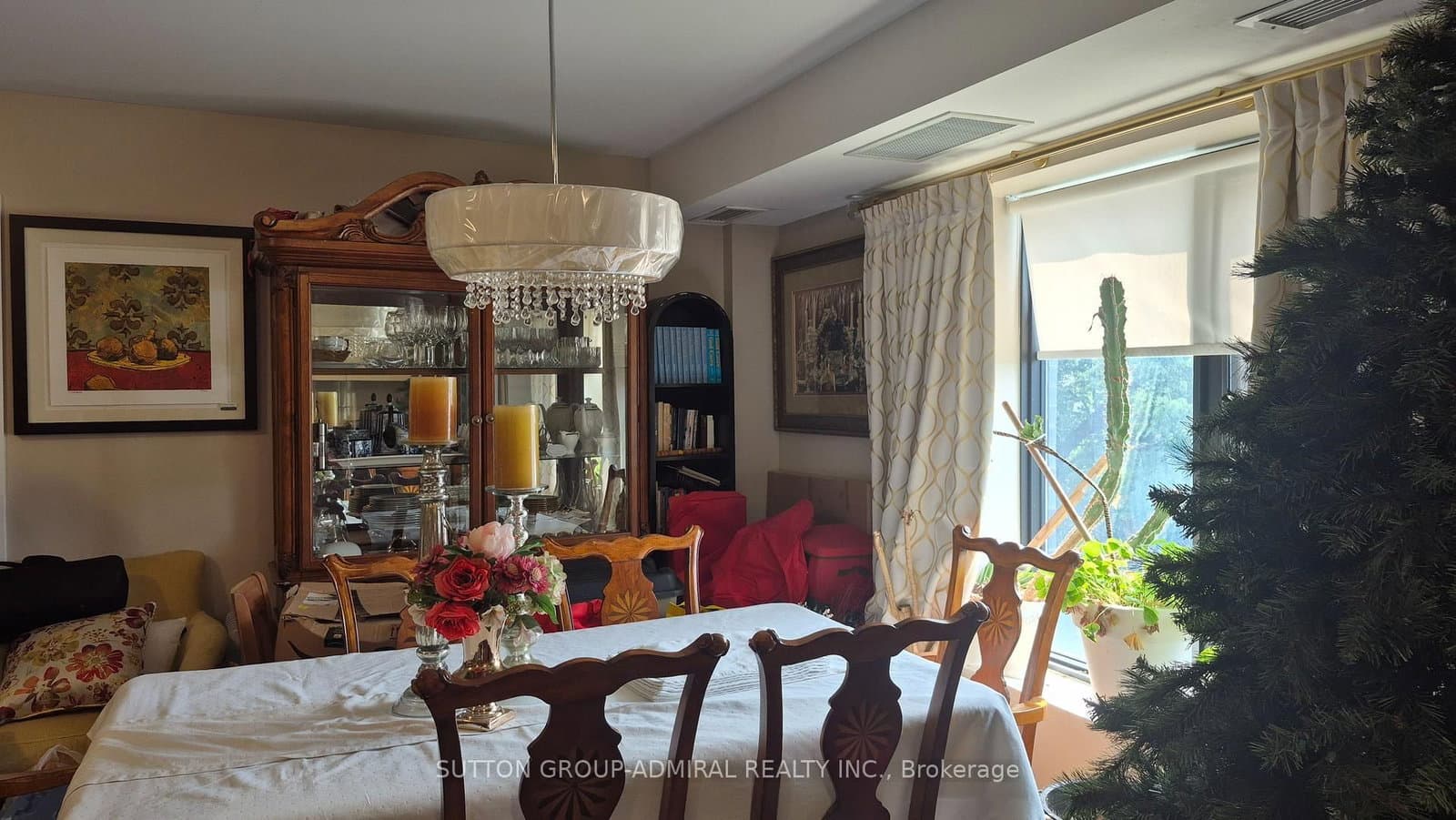 293 Viewmount Avenue, Unit 202 thumbnail 5