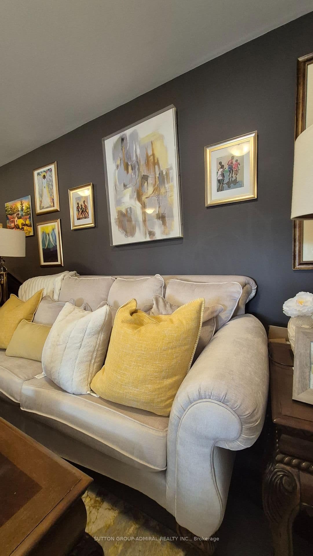 293 Viewmount Avenue, Unit 202 thumbnail 6