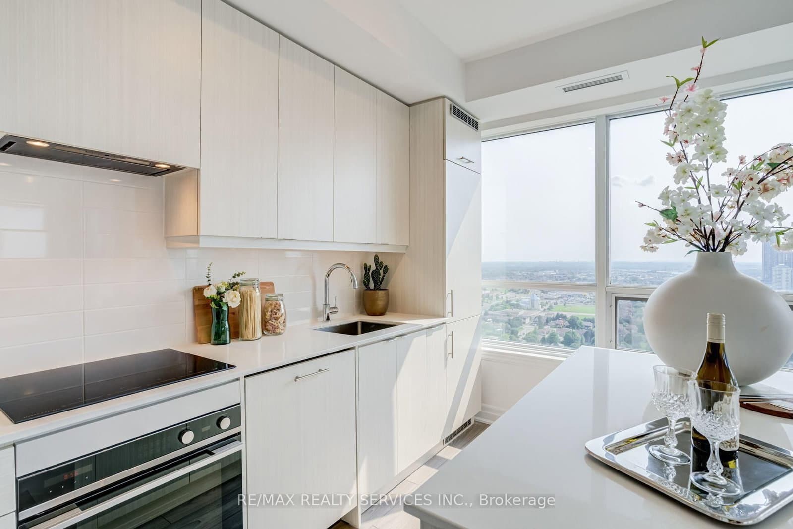 36 Elm Drive, Unit 2909 thumbnail 13