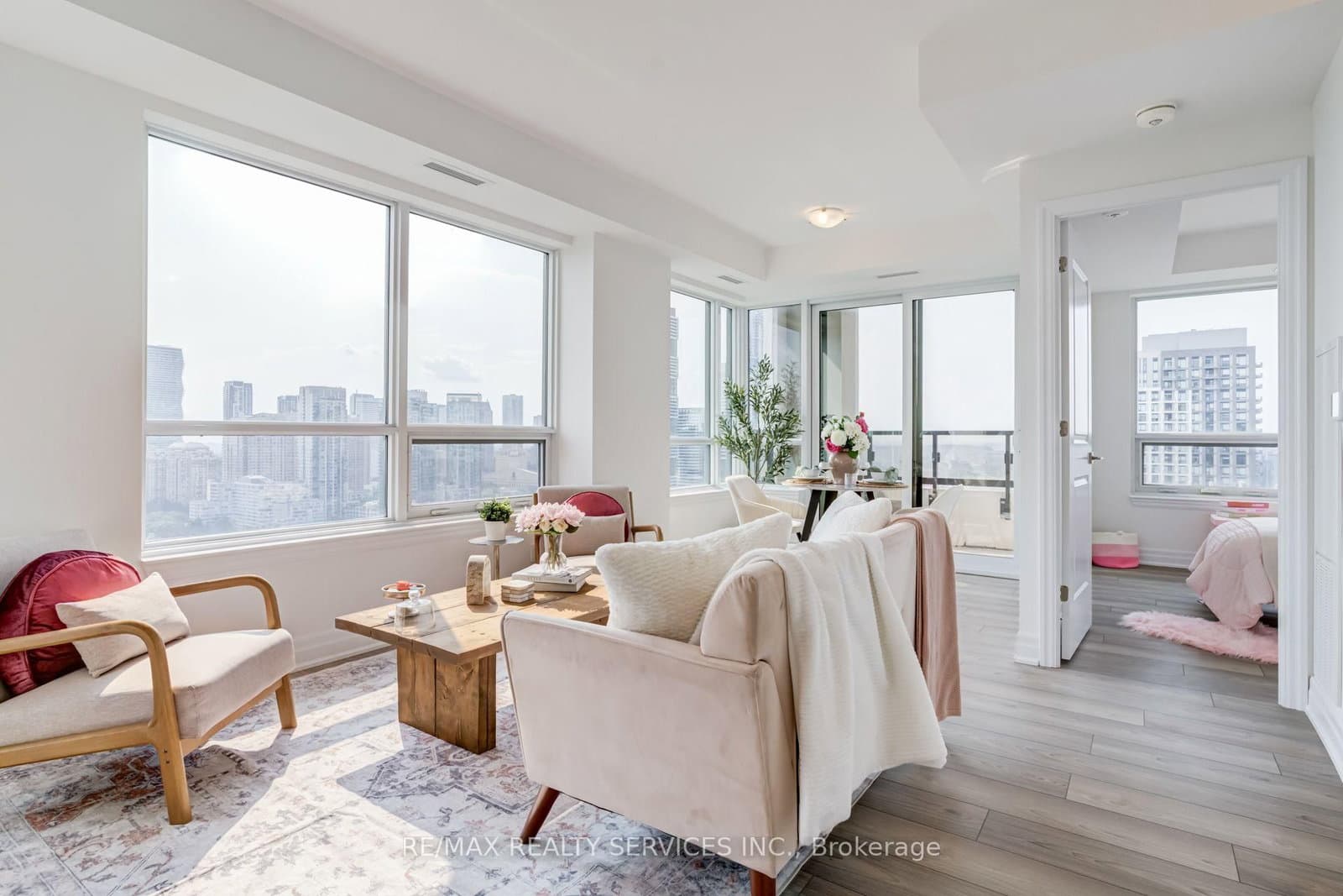 36 Elm Drive, Unit 2909 thumbnail 16