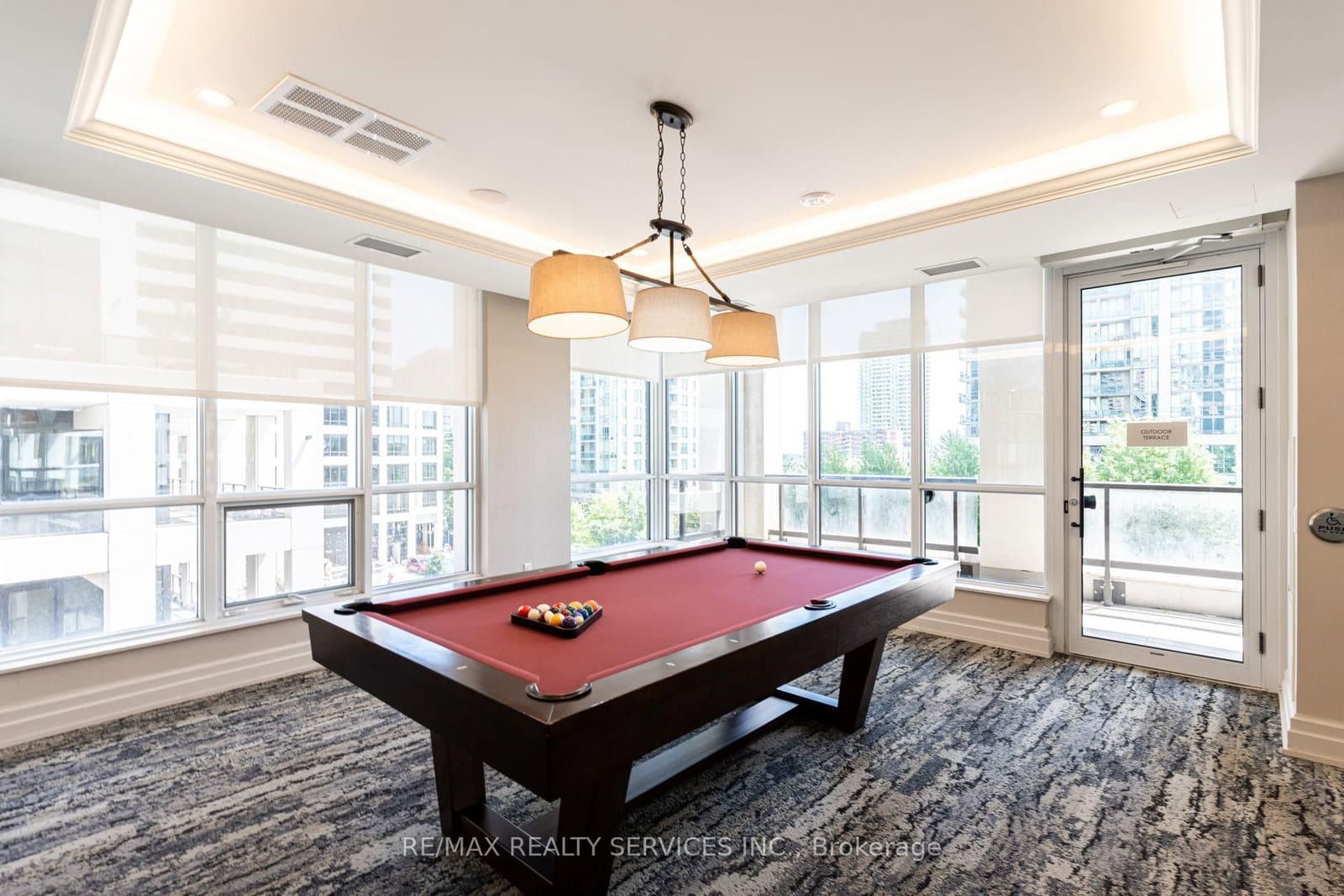 36 Elm Drive, Unit 2909 thumbnail 41