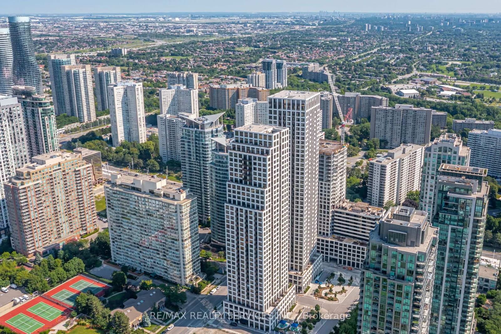 36 Elm Drive, Unit 2909 thumbnail 50