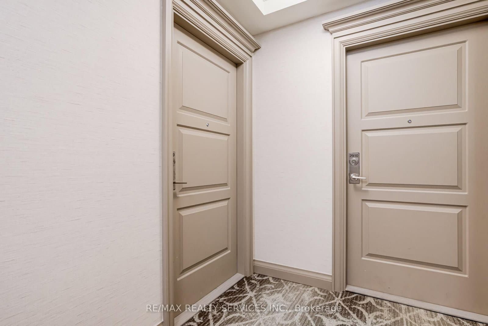 36 Elm Drive, Unit 2909 thumbnail 8