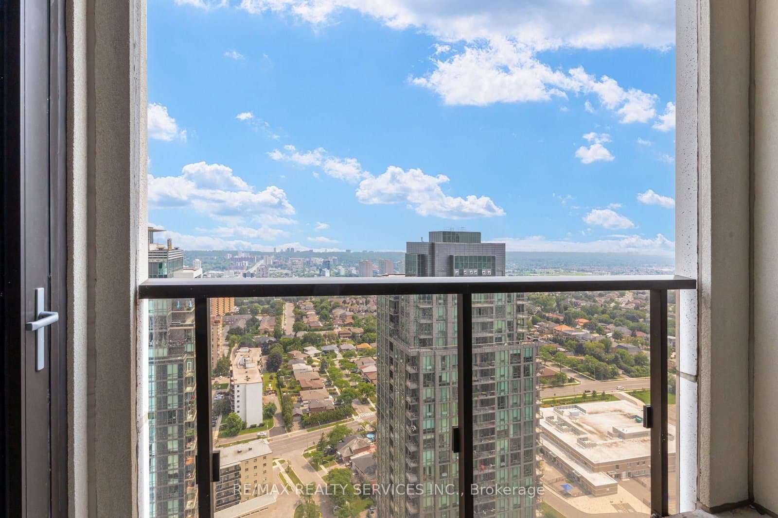36 Elm Drive, Unit 3507 thumbnail 31