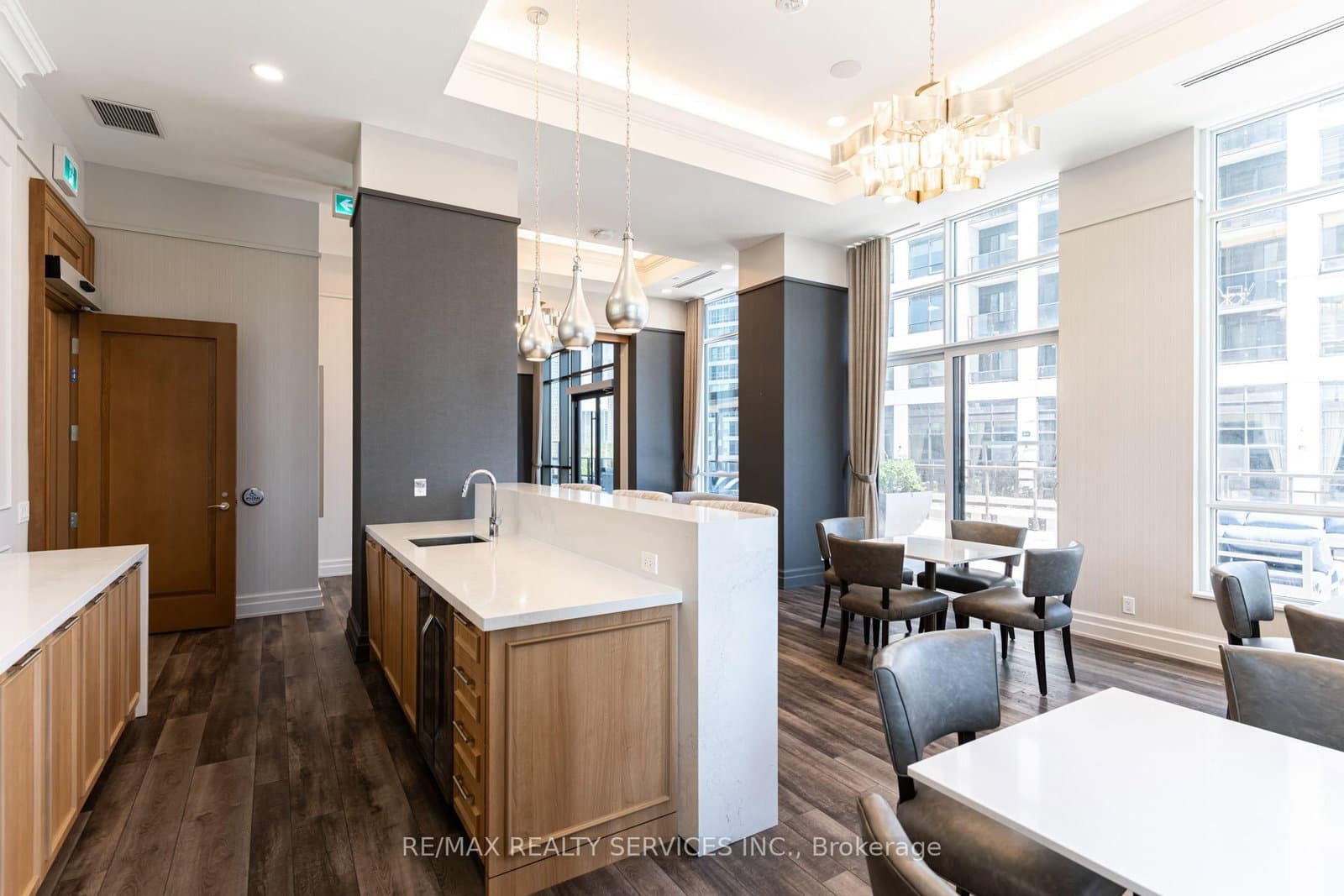36 Elm Drive, Unit 3507 thumbnail 39